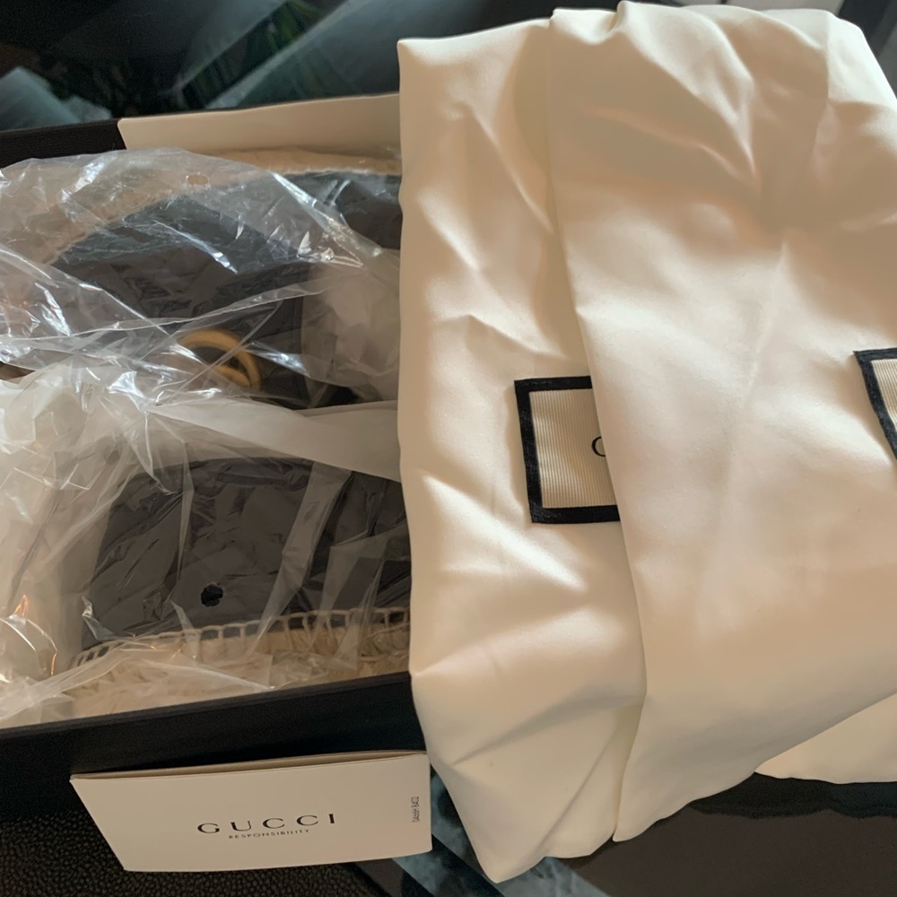 Gucci Leather Espadrille with double G